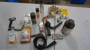lot 133 image: Gun Cleaning Supplies