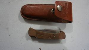 lot 137 image: Pocket Knife with Case