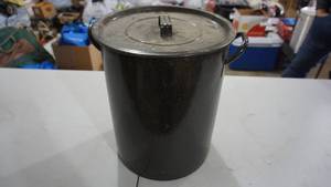 lot 140 image: Large Stock Pot