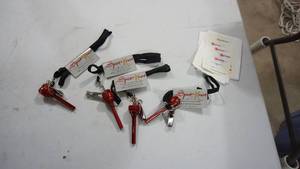 lot 148 image: 4 New Spot-Knots