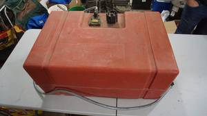 lot 152 image: Tempo Gas Tank with Hose and Ball