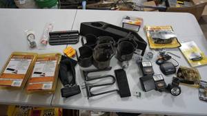lot 175 image: Misc Items