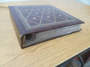 lot 133 image: 3 Ring Binder Full of Baseball Sports Cards In Pages