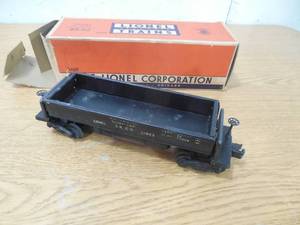 lot 144 image: LIONEL TRAINS OPERATING COAL UNLOADING CAR No. 3469