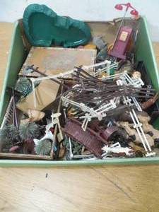 lot 155 image: Train  FiguresAnimals Supply Lot