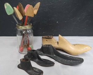 lot 42 image: ANTIQUE SHOE LOT