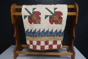 lot 60 image: QUILTING