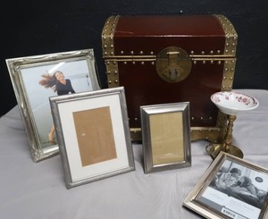 lot 105 image: CHEST AND PICTURE FRAMES.