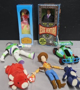 lot 151 image: DOLL LOT