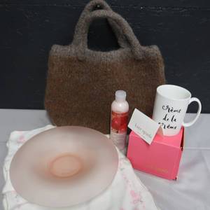 lot 167 image: KATE SPADE