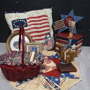 lot 202 image: FOURTH OF JULY LOT