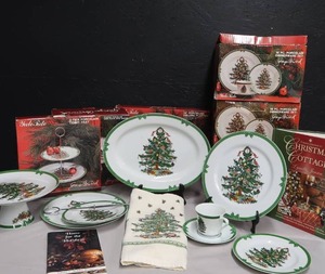 lot 234 image: CHRISTMAS LOT
