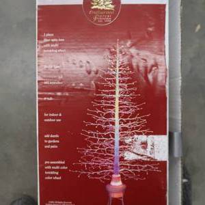 lot 253 image: FIBER OPTIC TREE