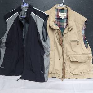 lot 263 image: MENS VESTS