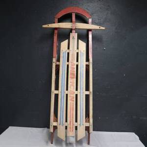 lot 276 image: VINTAGE SLED