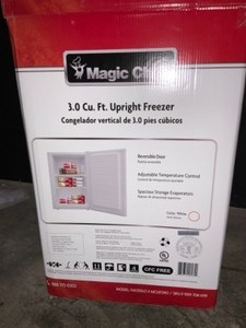 MAGIC CHEF 3.0 CU. FT. UPRIGHT FREEZER IN WHITE. SEE PICTURES