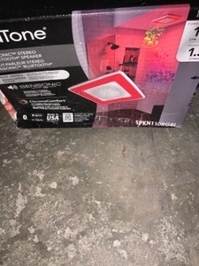 BROAN-NUTONE CHROMACOMFORT 110 CFM CEILING BATHROOM EXHAUST FAN WITH SENSONIC STEREO BLUETOOTH SPEAKER. SEE PICTURES