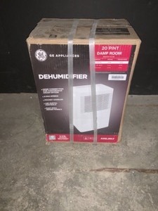 GE 20 PT. PER DAY DEHUMIDIFIER FOR DAMP ROOMS UP TO 500 SQ. FT. SEE PICTURES