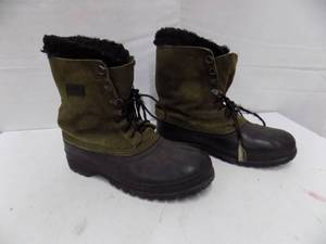 lot 6 image: Sorel Boot Size 11