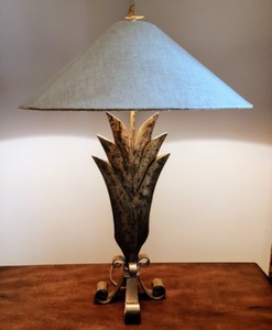 lot 80 image: Decorative Table Lamp