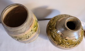 lot 91 image: Decorative Pottery