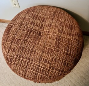 lot 93 image: Rolling Ottoman