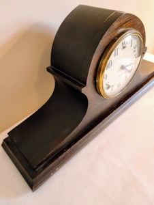 lot 104 image: Vintage Gilbert Mantle Clock