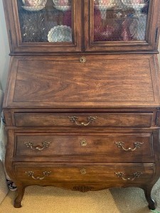 lot 2 image: Beautiful Drop Front Secretary with Display Cabinet (Drexel)