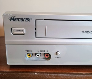 lot 126 image: Memorex DVDVHS Player