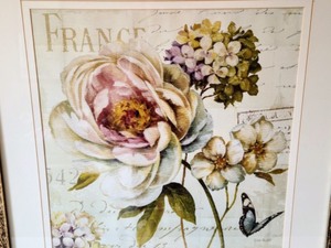 lot 133 image: Gold Framed Decorative Floral Print