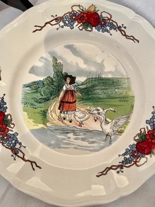 lot 246 image: Obernai Faienceries Sarreguemines Decorative Plates