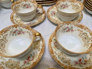 lot 248 image: Noritake China Dinnerware