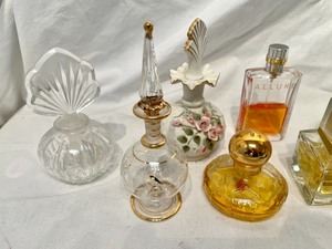 lot 259 image: Assorted Perfumes and Bottles