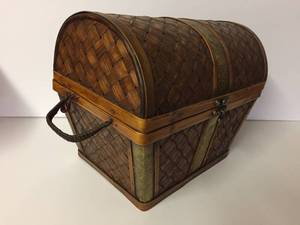 lot 338 image: Wicker Basket With Brass Accents