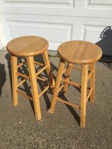 lot 343 image: 2 Wooden Bar Stools