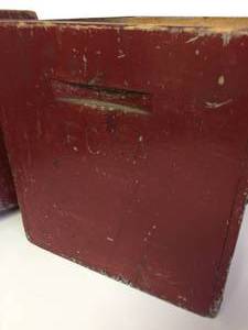 lot 352 image: Vintage F.C.C.A. Wooden Box With Top