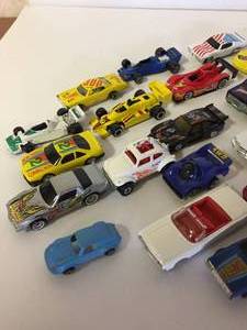 lot 353 image: Vintage Diecast Car Lot