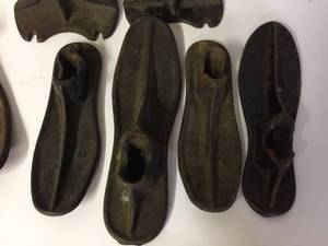 lot 355 image: Vintage Shoemakers Tools