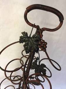 lot 302 image: Metal Grapevine Themed Wine Rack