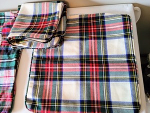 lot 181 image: Plaid Accent Pillow Covers
