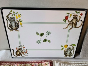 lot 182 image: Variety of Placemats