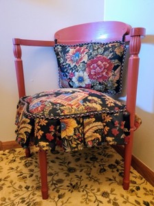 lot 50 image: Beautiful Custom Upholstered Corner Armchair