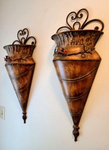 lot 54 image: Pair of Decorative Metal Wall Sconces
