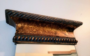 lot 53 image: Decorative Pillar Style Wall Mirror