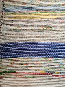 lot 294 image: Woven Accent Rug
