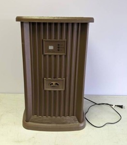 lot 105 image: Essick Humidifier