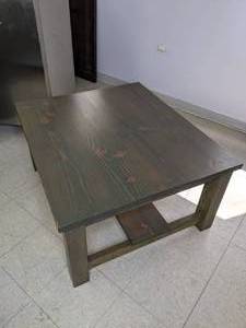 lot 174 image: Large Rustic Pine Coffee Table
