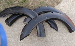 lot 184 image: (4) Wheel Fender Flares Pocket Rivet Bolt Style Compatible for Ford F250, F350 1999-2007