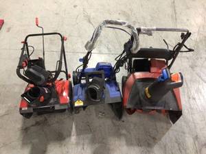 Lot of 3 assorted Snowblowers Customer Returns See Pictures