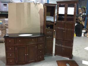 Lot of bathroom Vanity and 2 cabinets for bathroom Customer Returns See Pictures